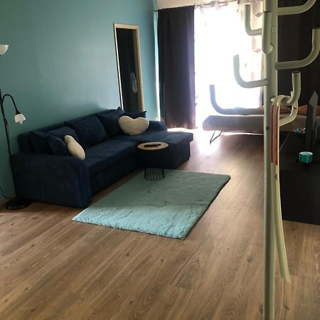 Kalevite Kodu 2-Toaline Apartment! Курессааре Экстерьер фото